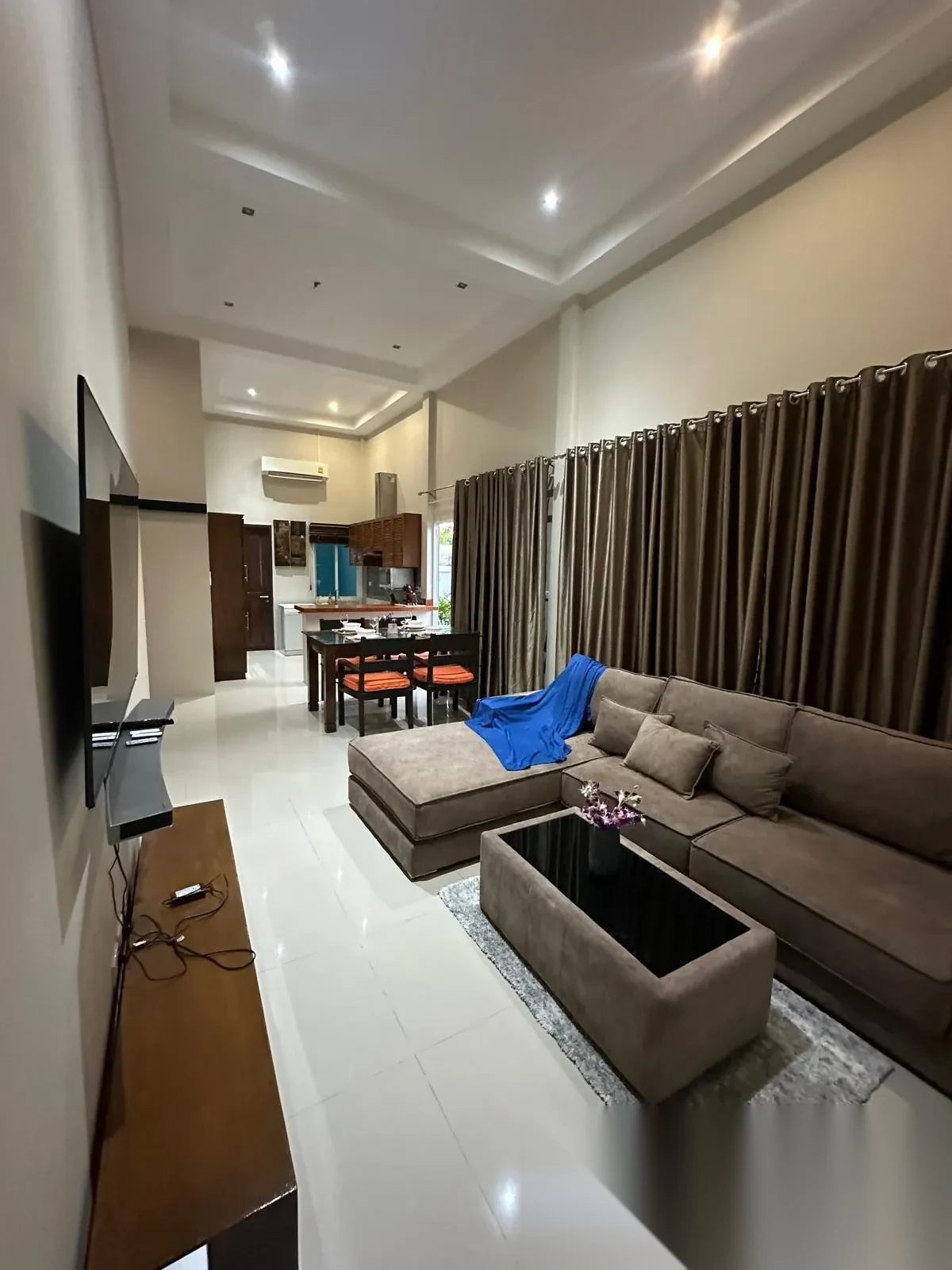 3 Bedroom Villa for rent at Ananda Lake View complex · Thep Krasattri · Garden View — photo 4