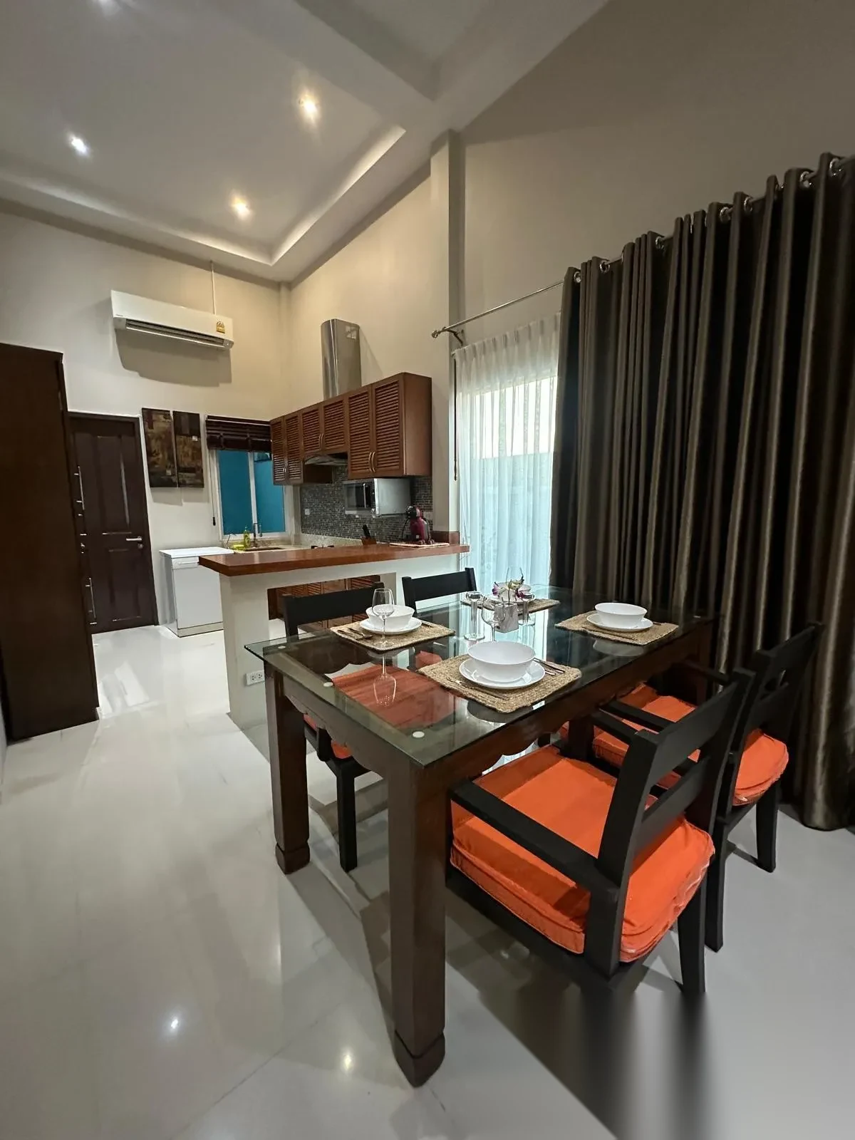3 Bedroom Villa for rent at Ananda Lake View complex · Thep Krasattri · Garden View — photo 9
