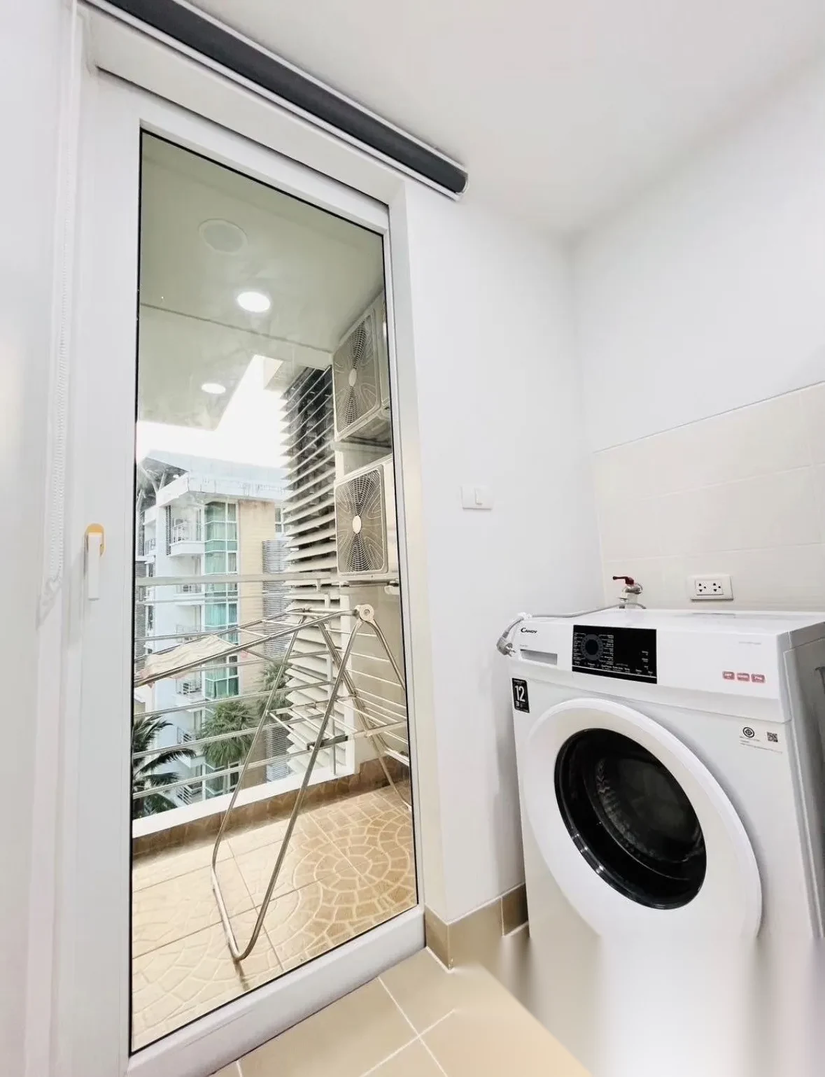 Апартаменты 1BR в ЖК Royal Place · Кату · Выход к бассейну — фото 4