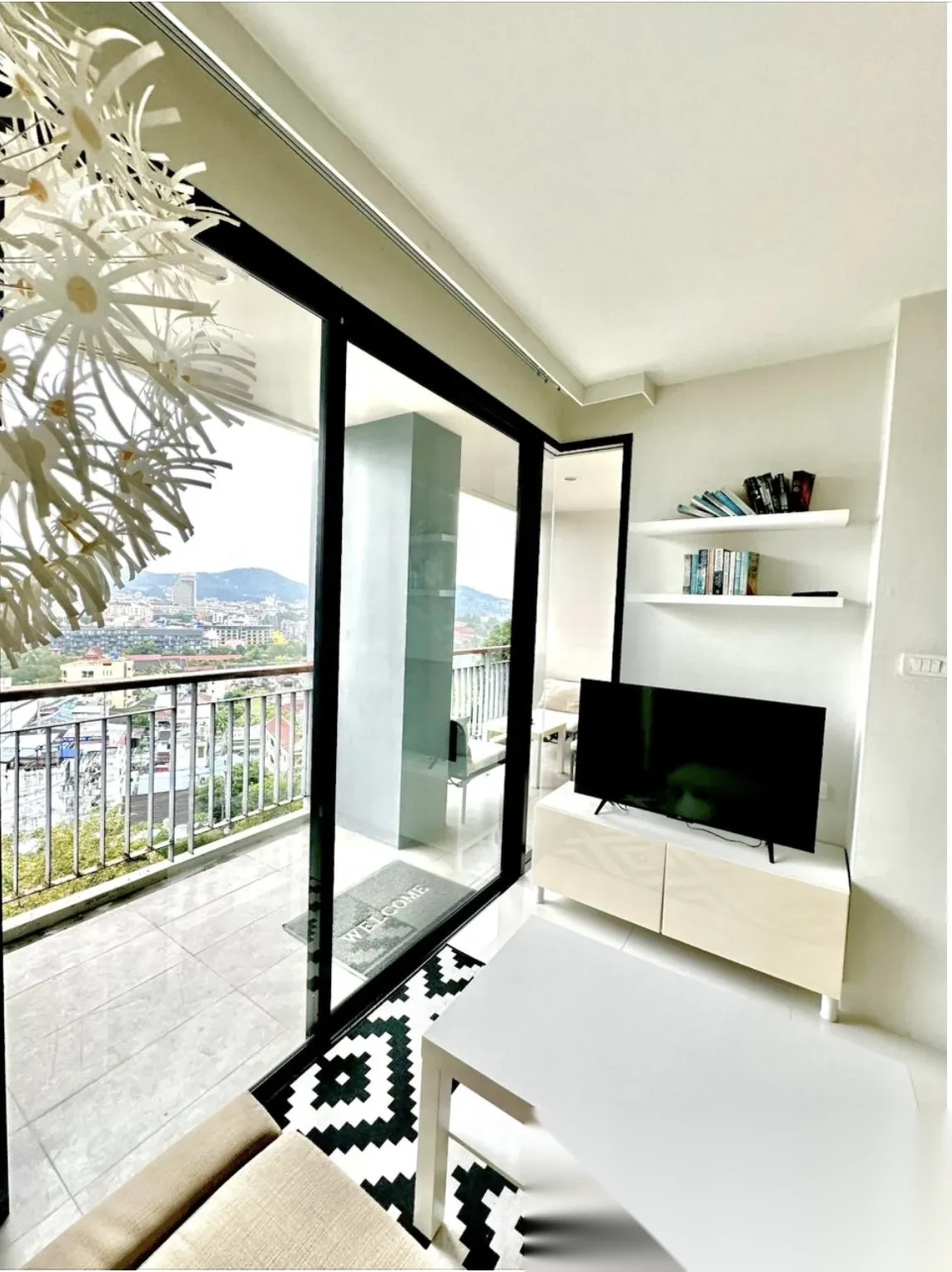 1 Bedroom Apartment for rent at The Unity Patong complex · Patong · Partial Sea View — photo 7
