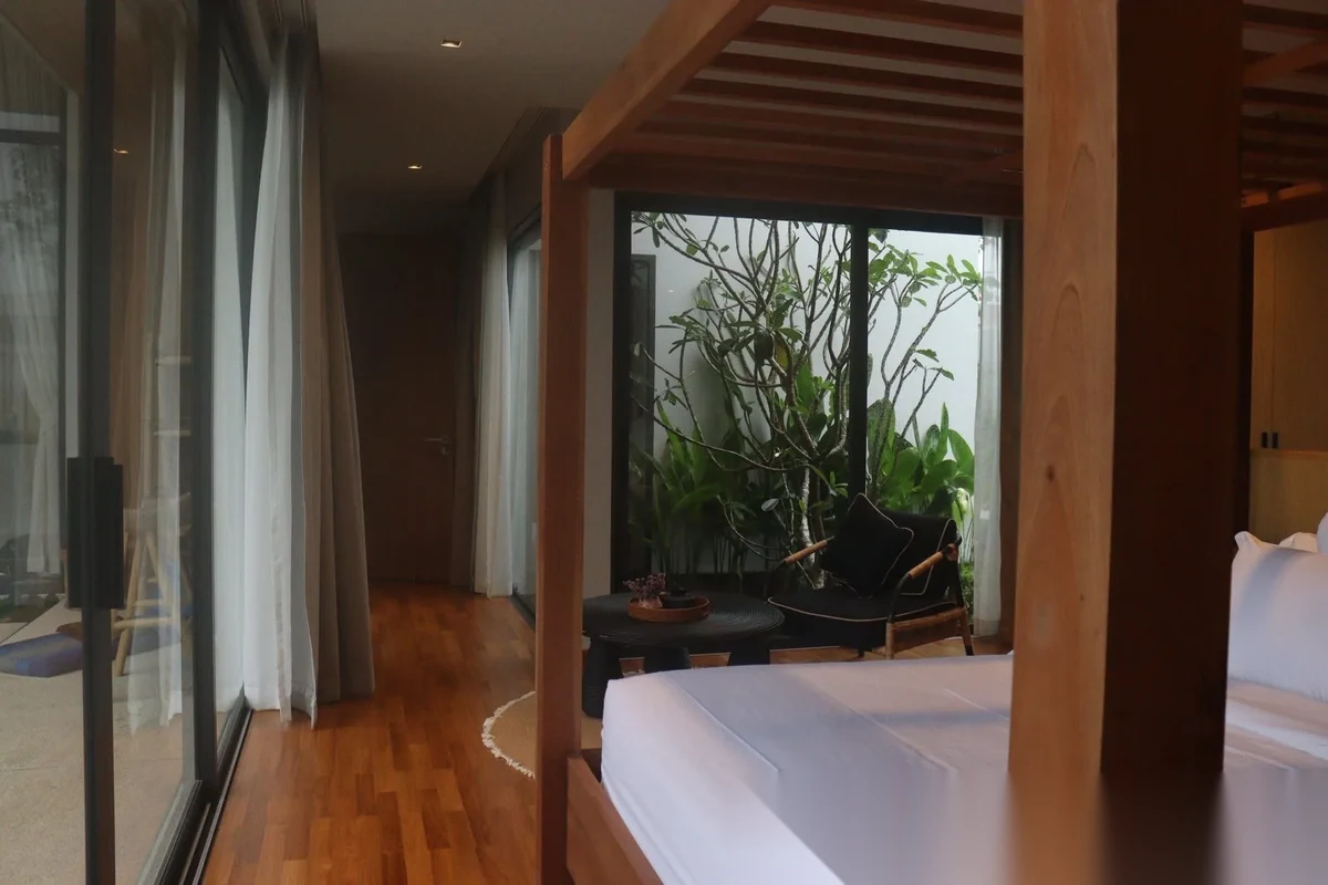 Вилла 3BR в комплексе Botanica Zen · Теп Красаттри · Вид на бассейн — фото 4