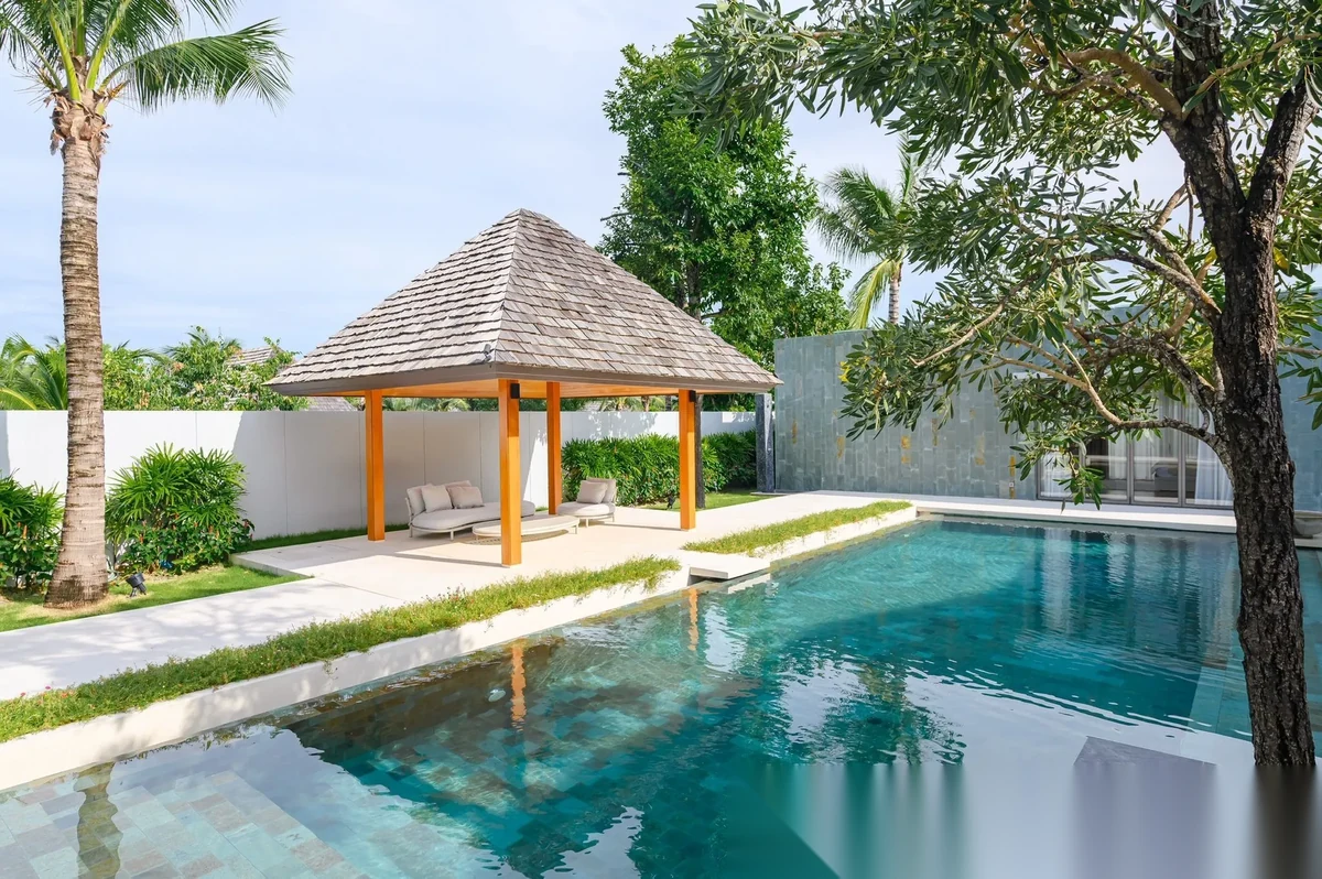 5 Bedroom Villa for rent at Anchan Hills complex · Si Sunthon · Pool View — photo 3