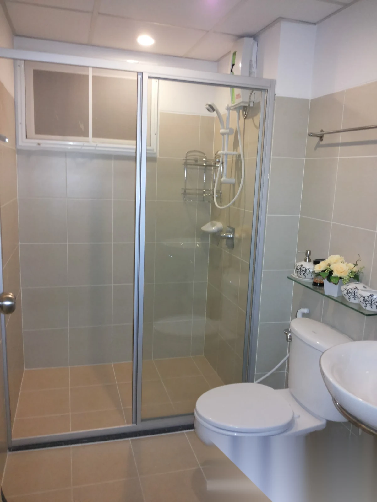 Studio Apartment for rent at Supalai Park at Downtown Phuket complex · Phuket Town · Pool Access — photo 4