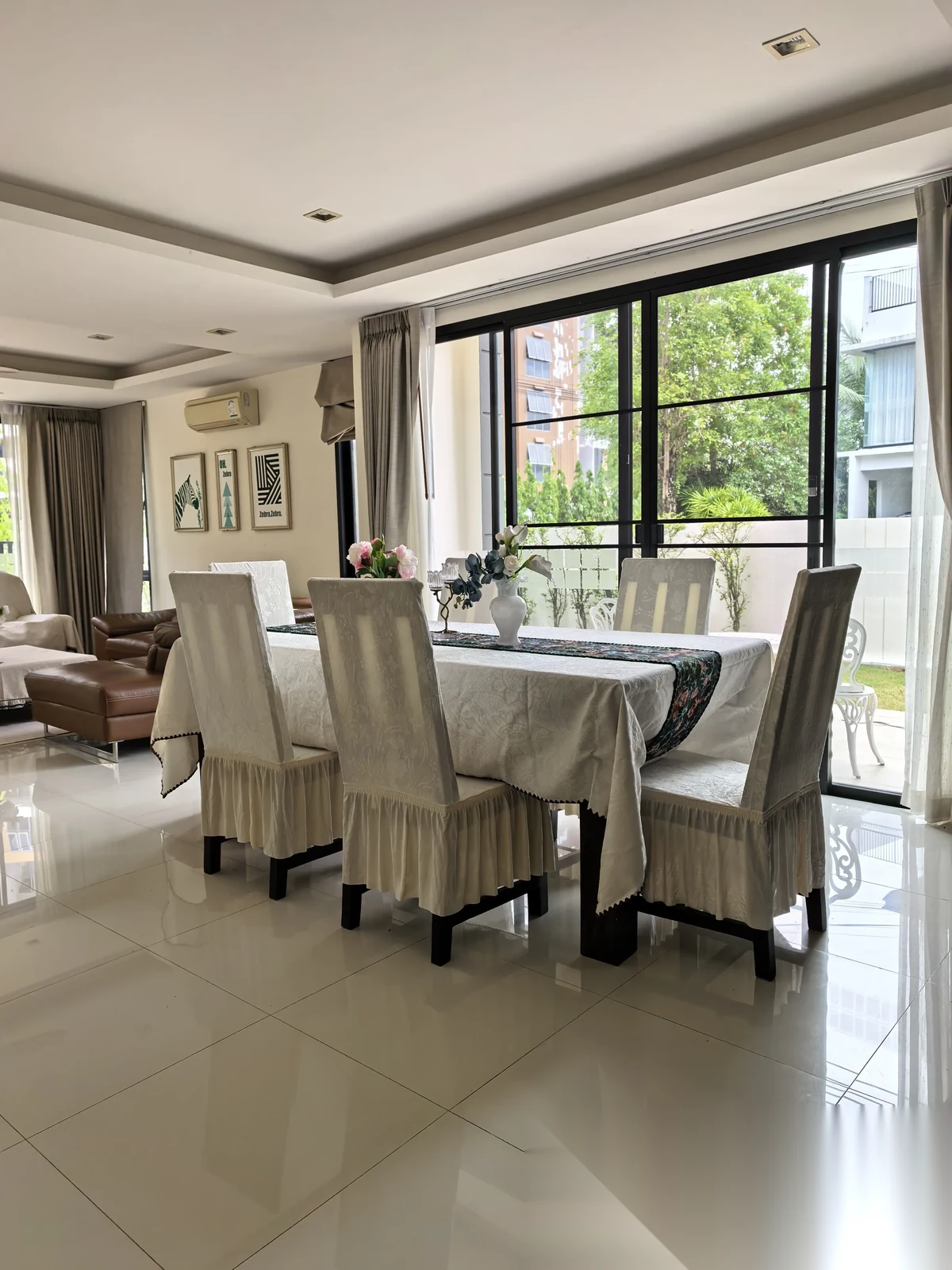 Вилла 5BR в комплексе Laguna Park · Чернг Тале / Bang Tao · Вид на гольф-поле — фото 6