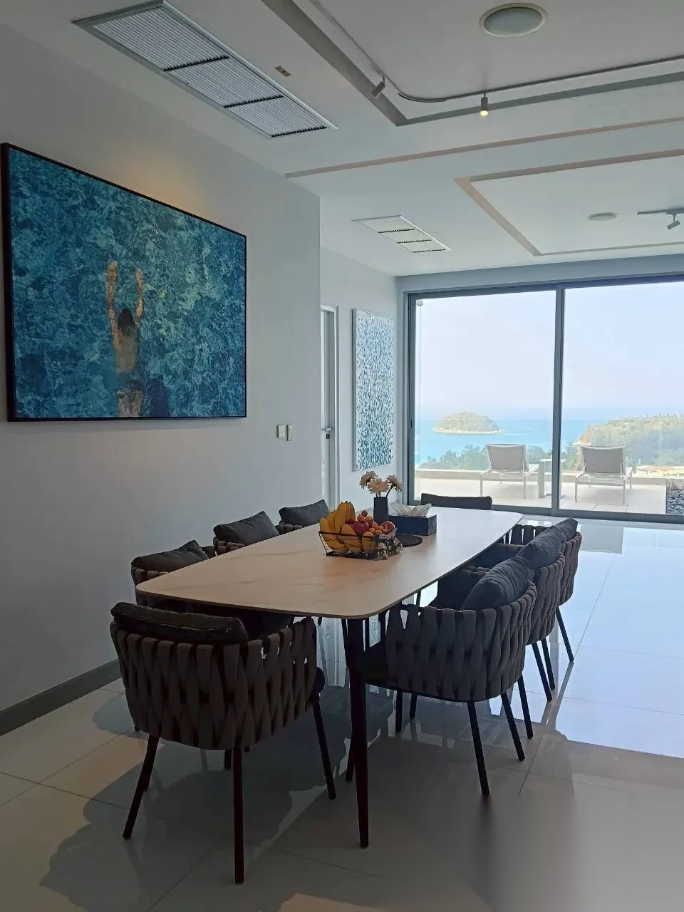 3 Bedroom Apartment for rent at The View Luxury Condominium complex · Karon · Sea View — photo 8