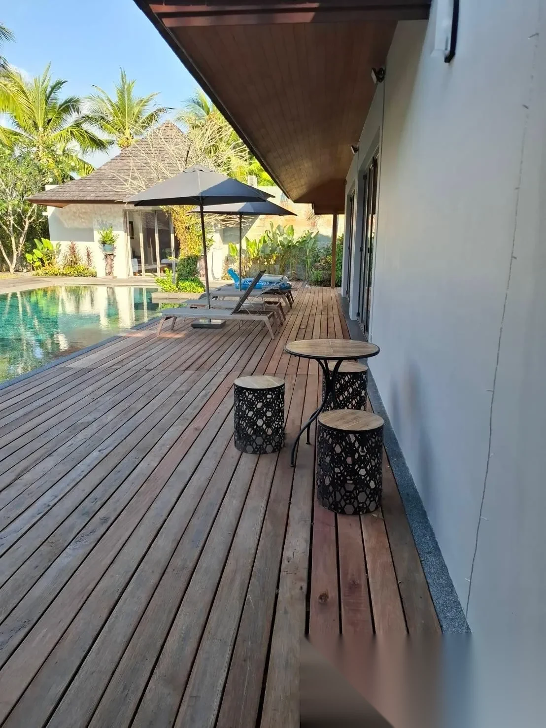 4 Bedroom Villa for rent at Anchan Lagoon complex · Thep Krasattri · Garden View — photo 3