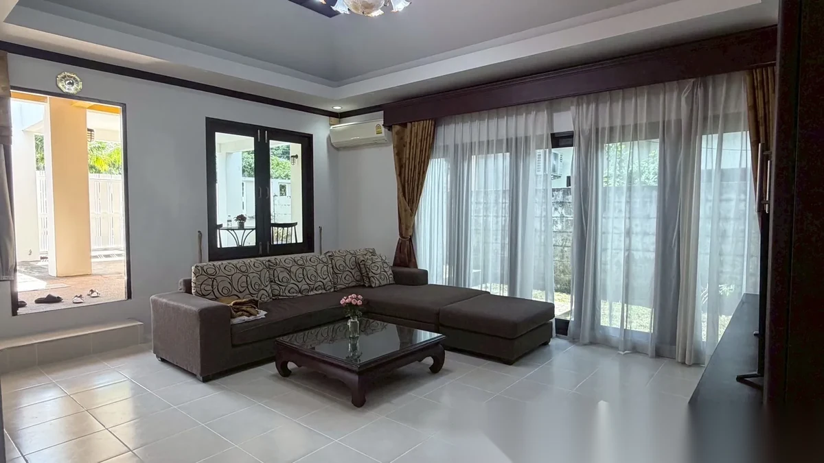 3 Bedroom House for rent at Warani Bypass complex · Phuket Town — photo 4