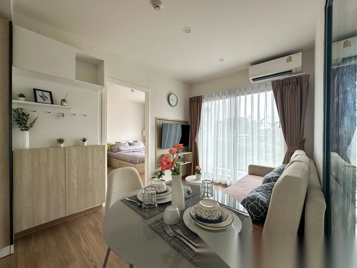 Апартаменты 1BR в ЖК Phyll Phuket by Central Pattana · Вичит · Вид в сад — фото 2