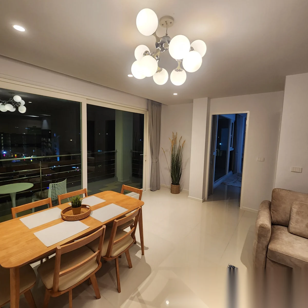 1 Bedroom Penthouse for rent at Kathu Golf Condo complex · Kathu · Lake View — photo 4