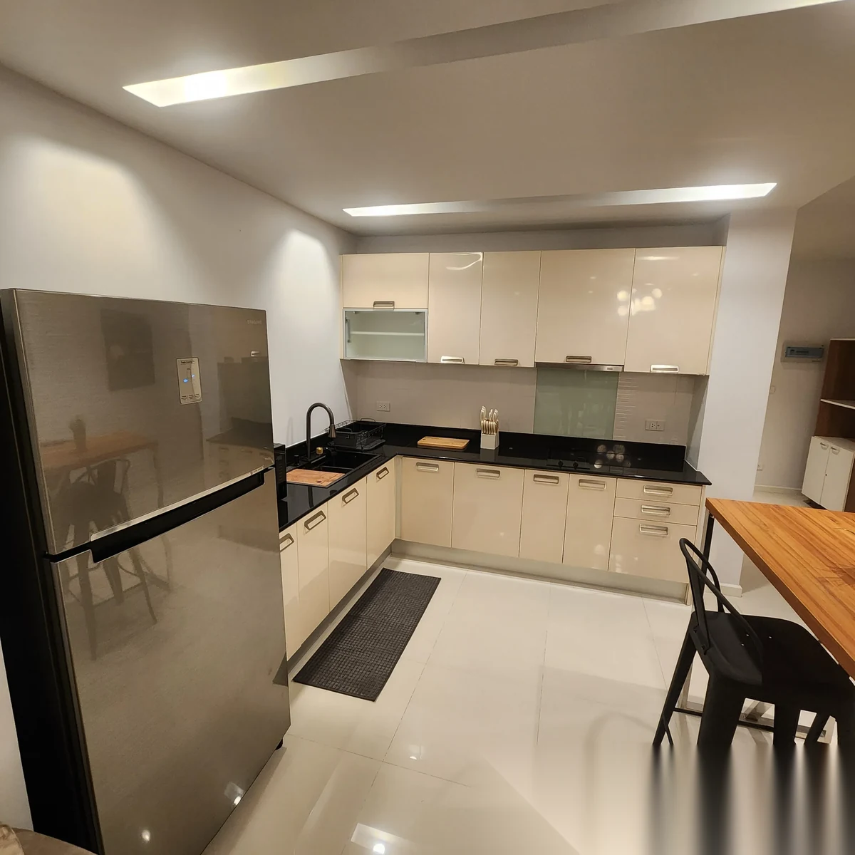 1 Bedroom Penthouse for rent at Kathu Golf Condo complex · Kathu · Lake View — photo 5