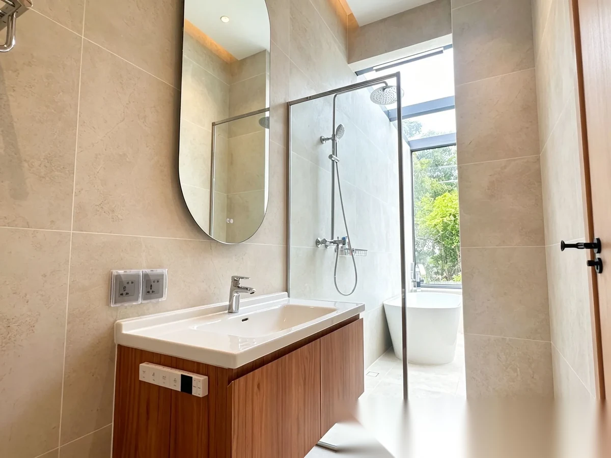 Вилла 4BR в комплексе Larimar Villas · Чалонг · Выход к бассейну — фото 6
