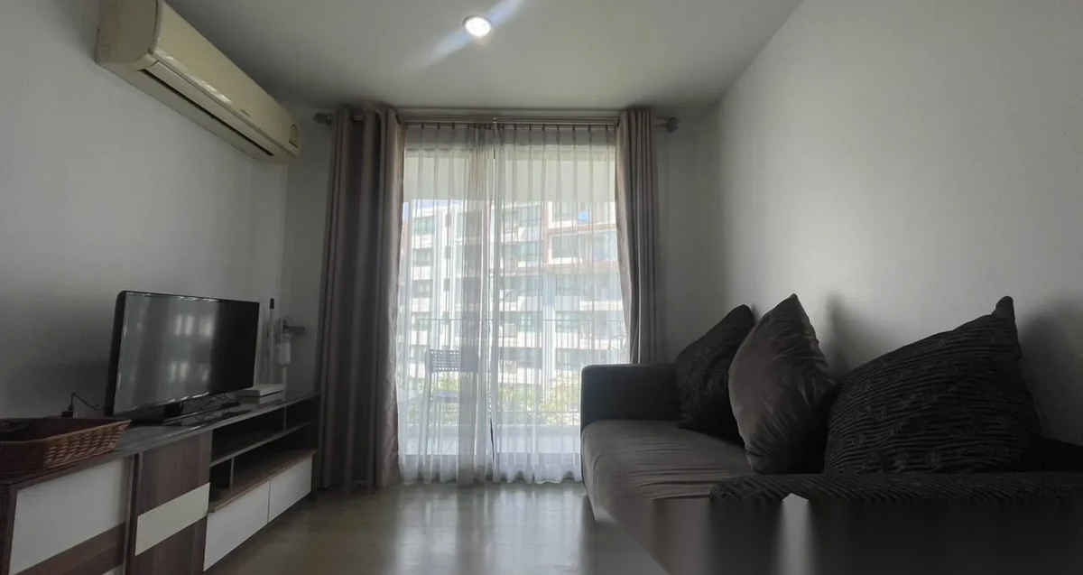 2 Bedroom Apartment for rent at Centrio complex · Wichit
