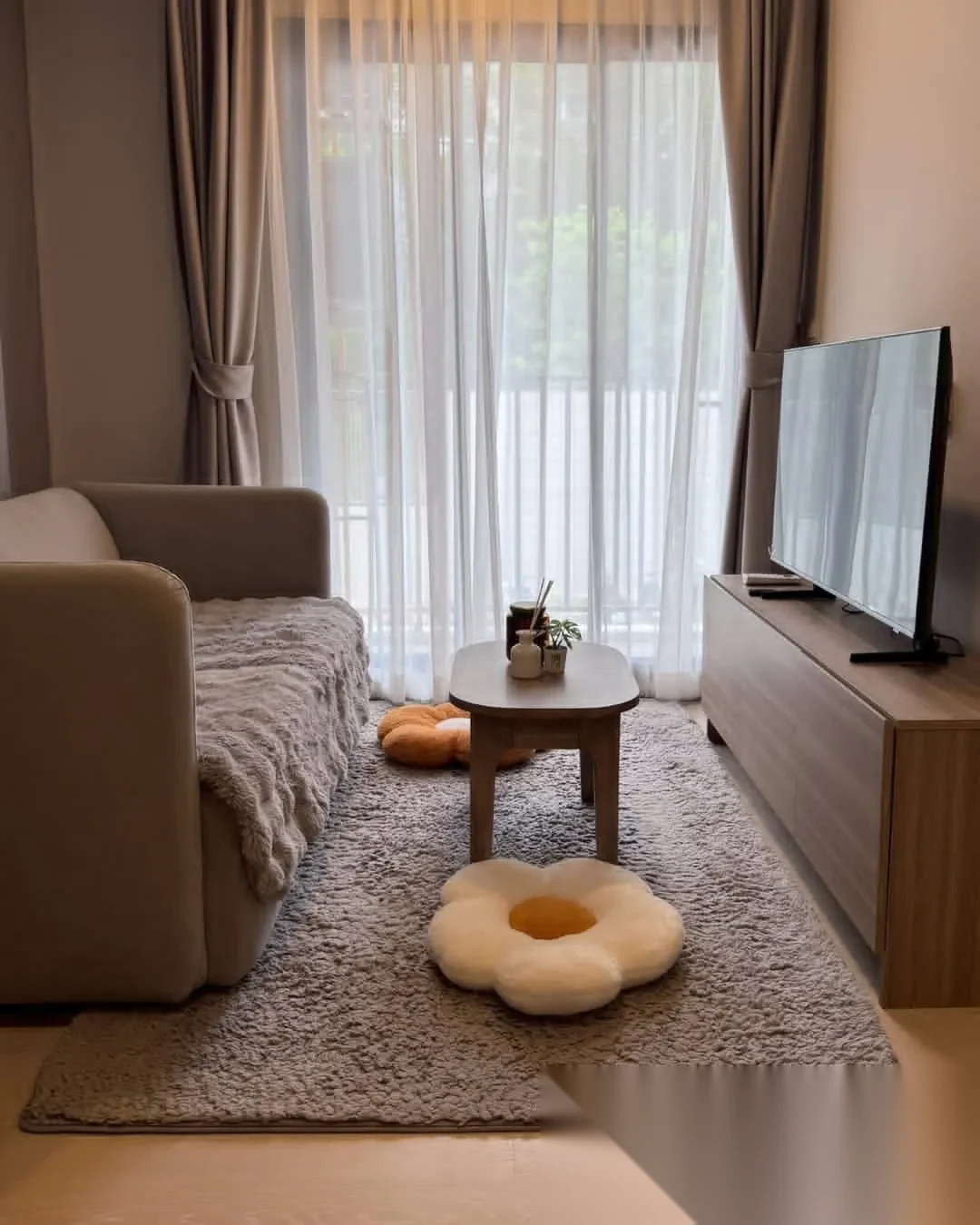 1 Bedroom Apartment for rent at The Base Rise complex · Wichit — photo 3