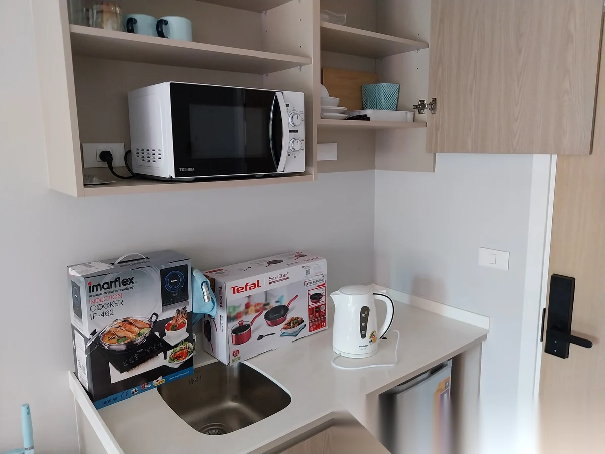 Апартаменты 1BR в ЖК The Cube Amaze · Си Сунтон · Выход к бассейну — фото 4