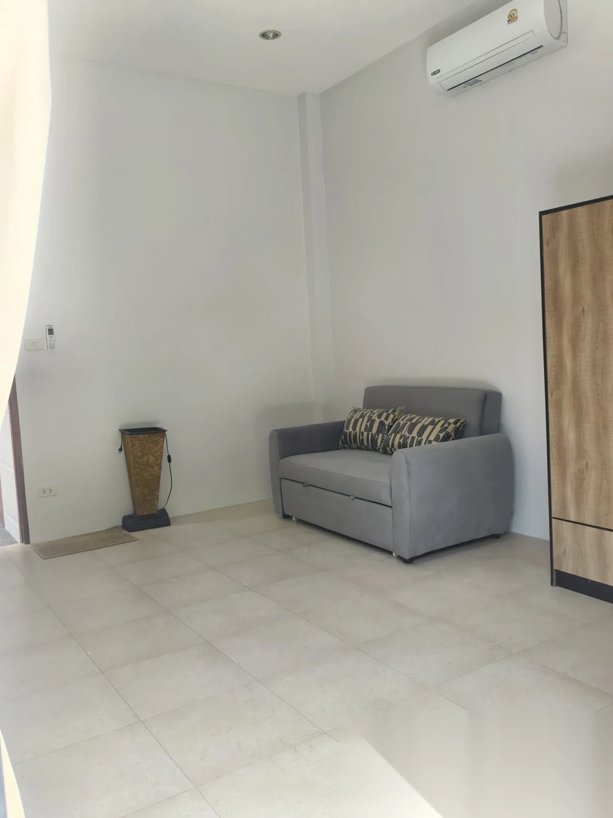 3 Bedroom Villa for rent at Ananda Villa complex · Chalong · Pool View — photo 8