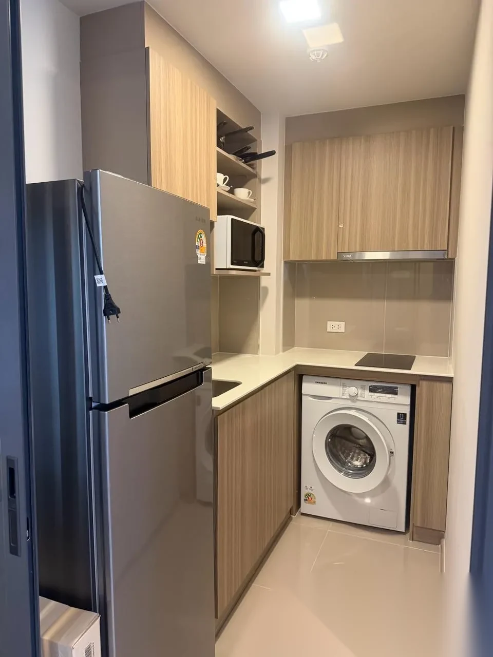 Апартаменты 2BR в ЖК The Base Rise · Вичит · Вид на бассейн — фото 6