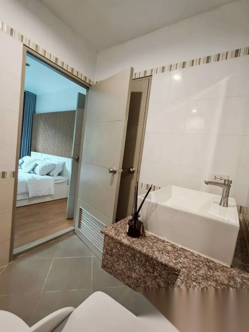 1 Bedroom Apartment for rent at The Green Places Condominium complex · Phuket Town — photo 9
