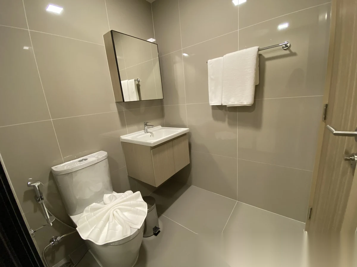 Апартаменты 1BR в ЖК The Base Cherngtalay · Чернг Тале / Bang Tao · Выход к бассейну — фото 12