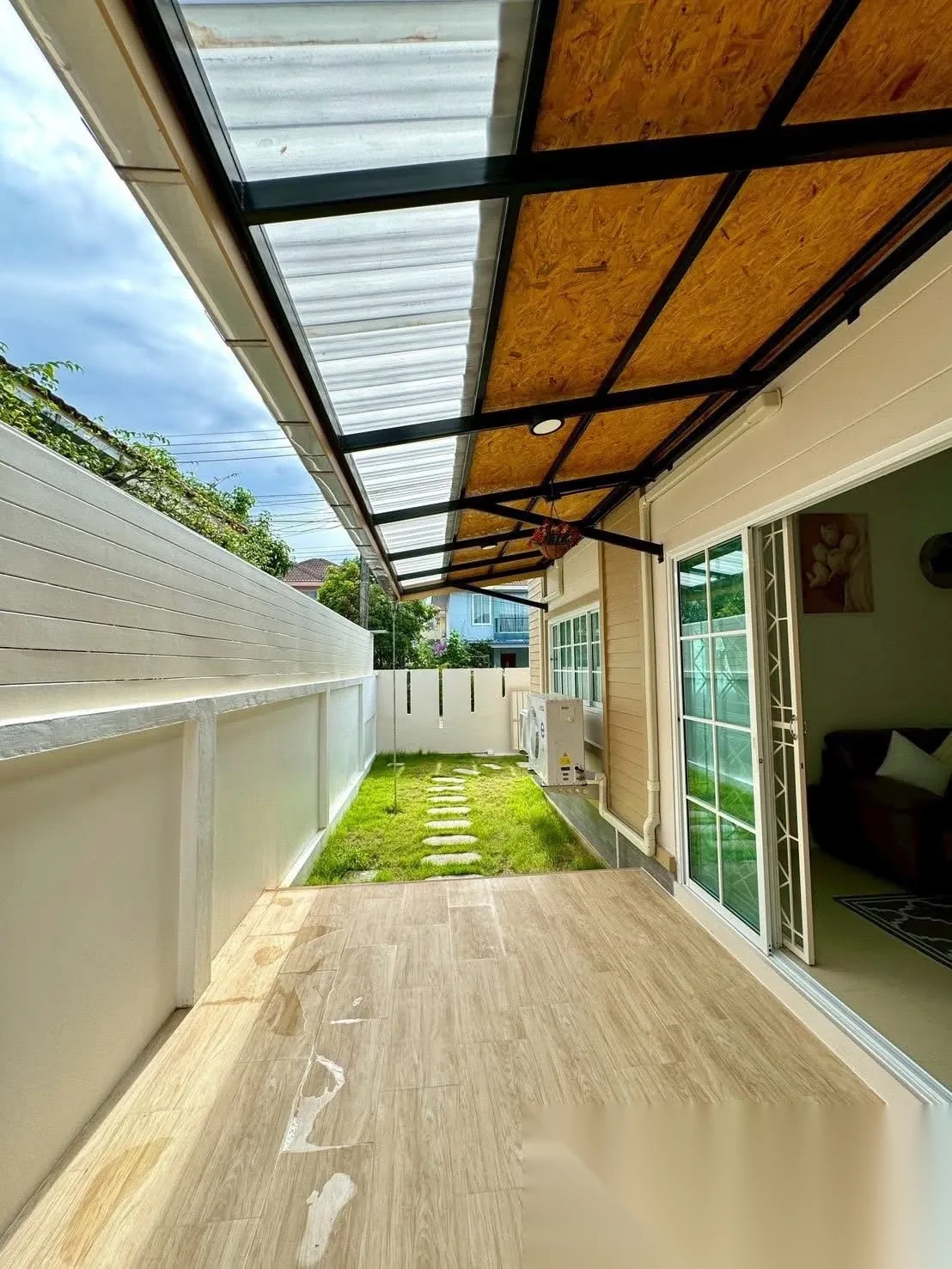 3 Bedroom Townhouse for rent at Chao Fah Garden Home 3 complex · Ko Kaeo · Garden View — photo 4