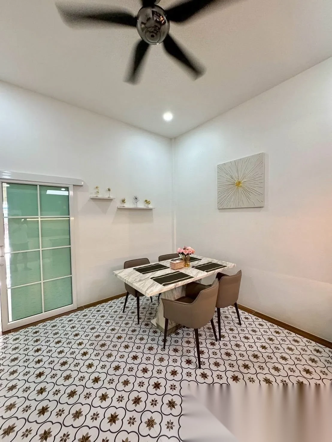 3 Bedroom Townhouse for rent at Chao Fah Garden Home 3 complex · Ko Kaeo · Garden View — photo 9