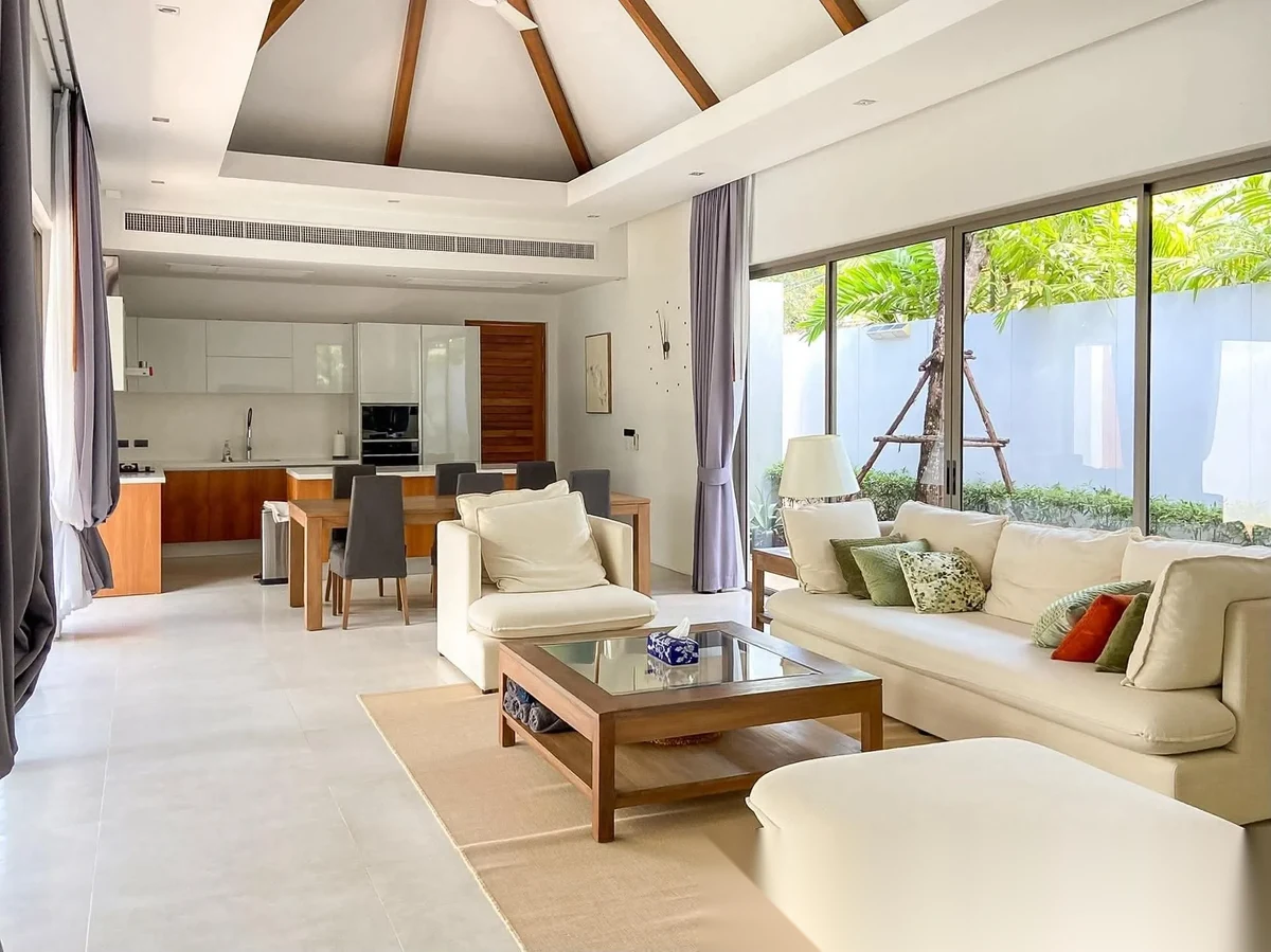3 Bedroom Villa for rent at Anchan Grand Residence complex · Si Sunthon · Pool View — photo 3