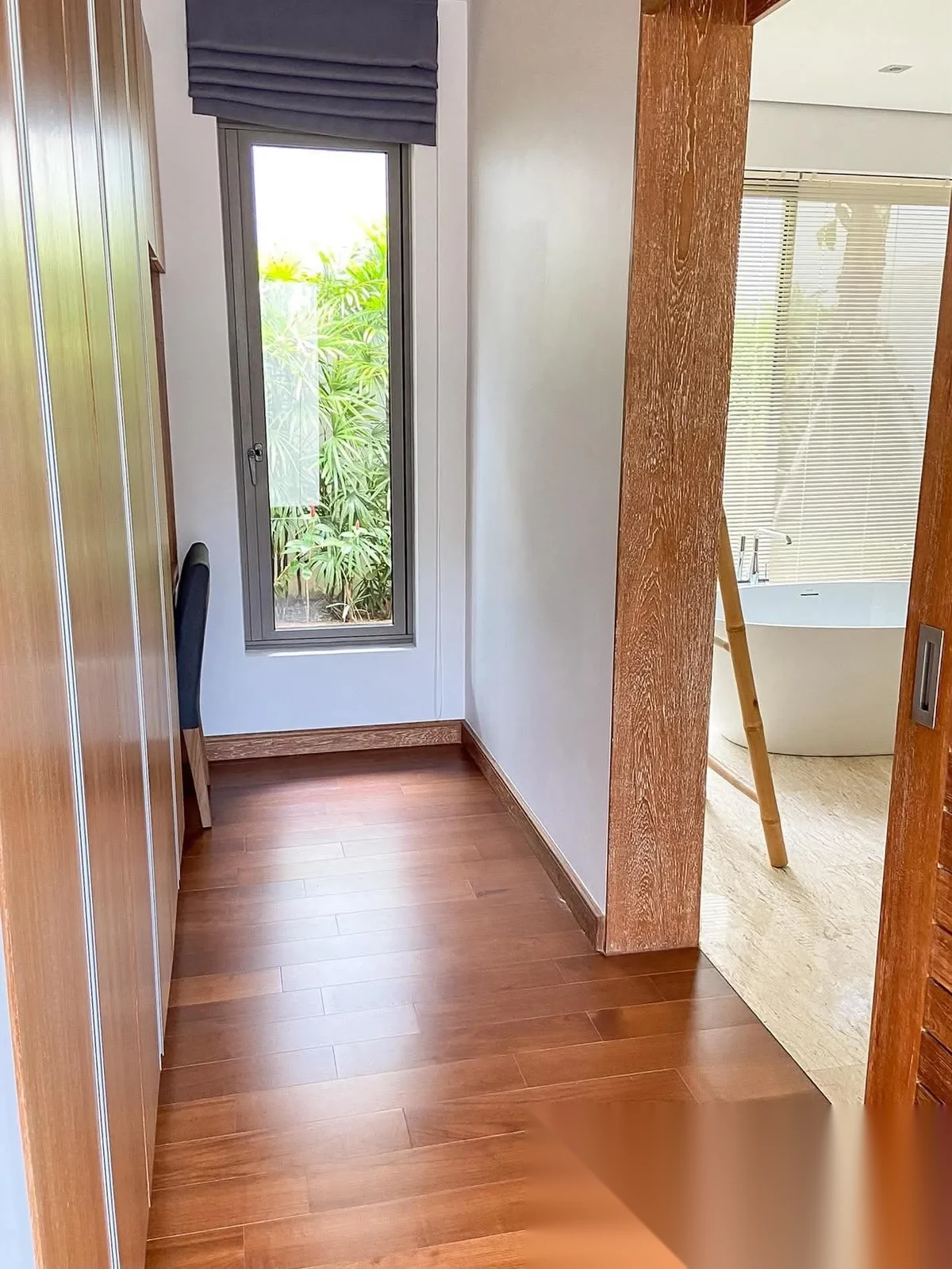 3 Bedroom Villa for rent at Anchan Grand Residence complex · Si Sunthon · Pool View — photo 9