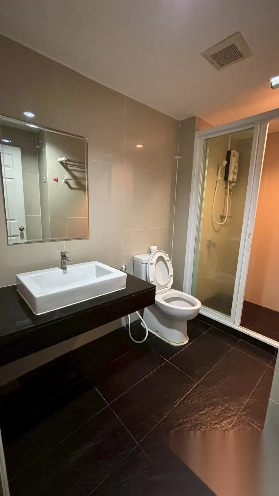 1 Bedroom Apartment for rent at The View Condo Suanluang complex · Wichit — photo 10