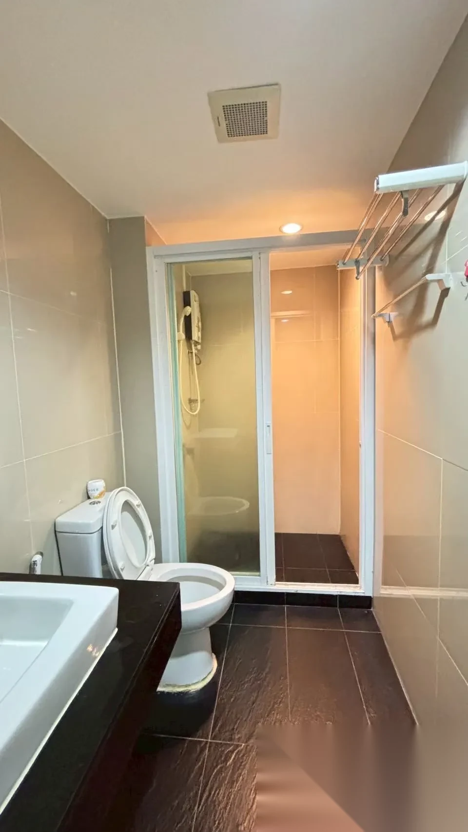1 Bedroom Apartment for rent at The View Condo Suanluang complex · Wichit — photo 11
