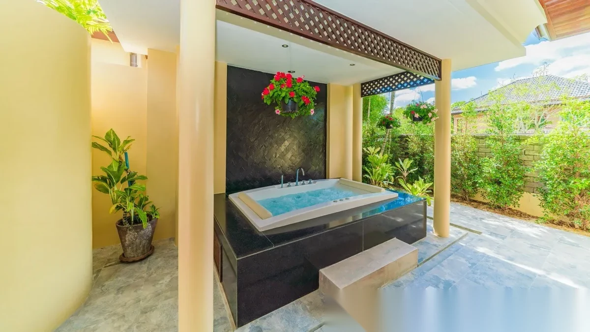 Вилла 4BR в комплексе Ocean Palms Villa Bangtao · Чернг Тале / Bang Tao · Вид на бассейн — фото 11