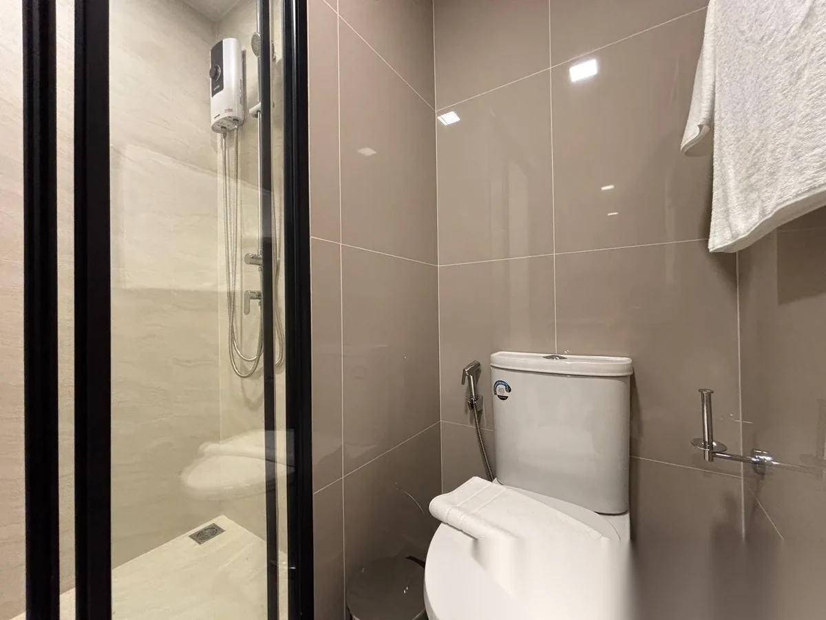 Апартаменты 1BR в ЖК The Base Rise · Вичит · Выход к бассейну — фото 10