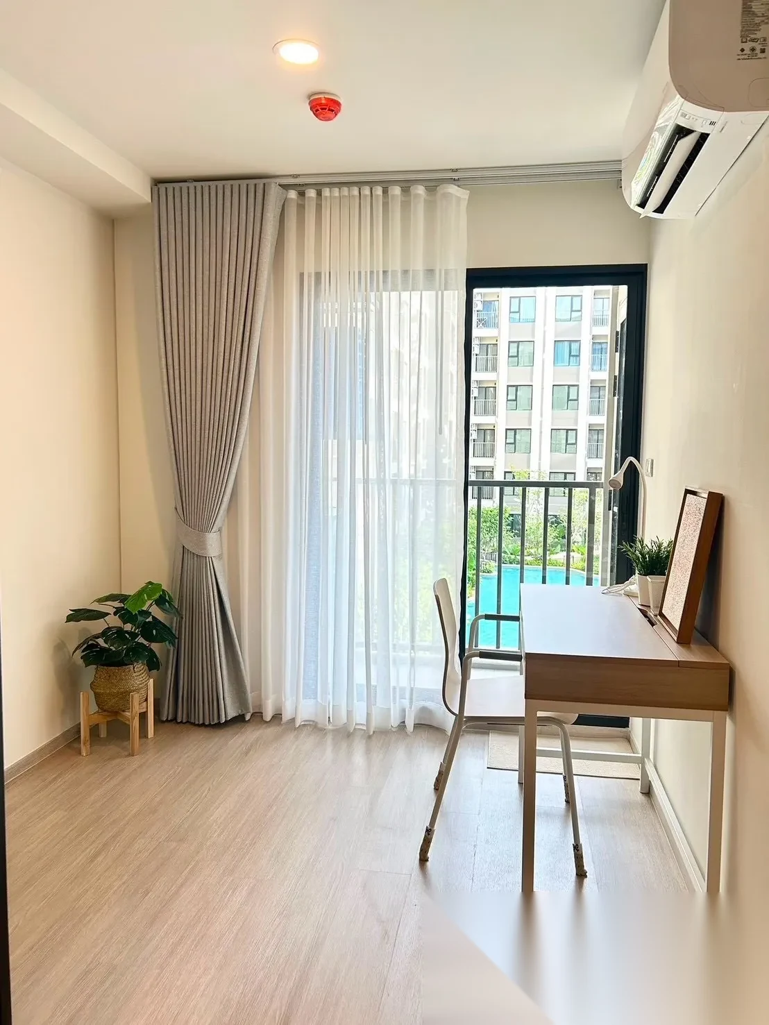 1 Bedroom Apartment for rent at The Origin Kathu-Patong complex · Kathu · Pool View — photo 4