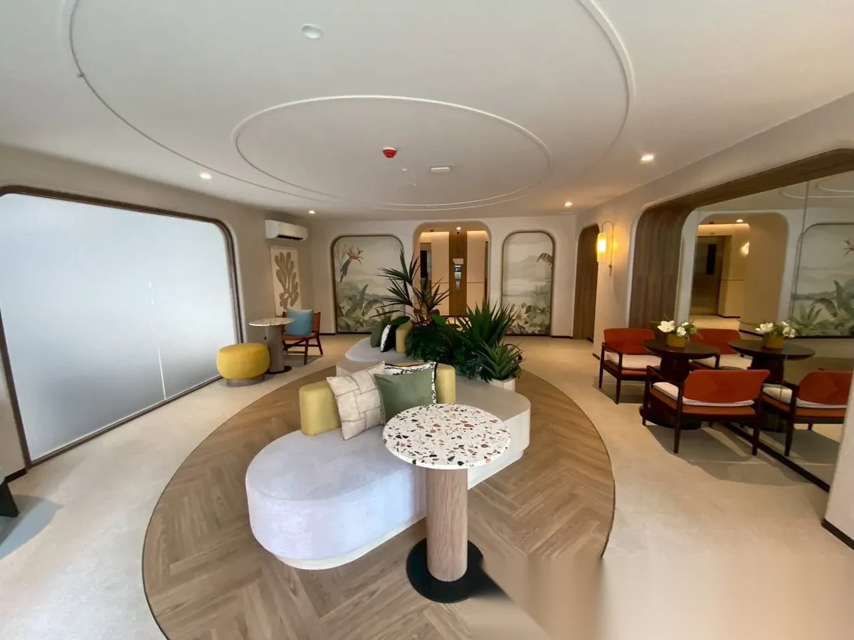 Апартаменты 1BR в ЖК THE BASE Bukit · Вичит · Выход к бассейну — фото 8