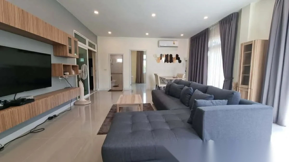 3 Bedroom Villa for rent at Hideaway Valley Chalong complex · Chalong · Pool Access — photo 5