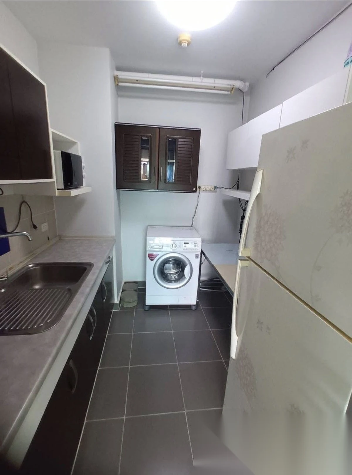 2 Bedroom Apartment for sale at Supalai Park Phuket City complex · Phuket Town — photo 7