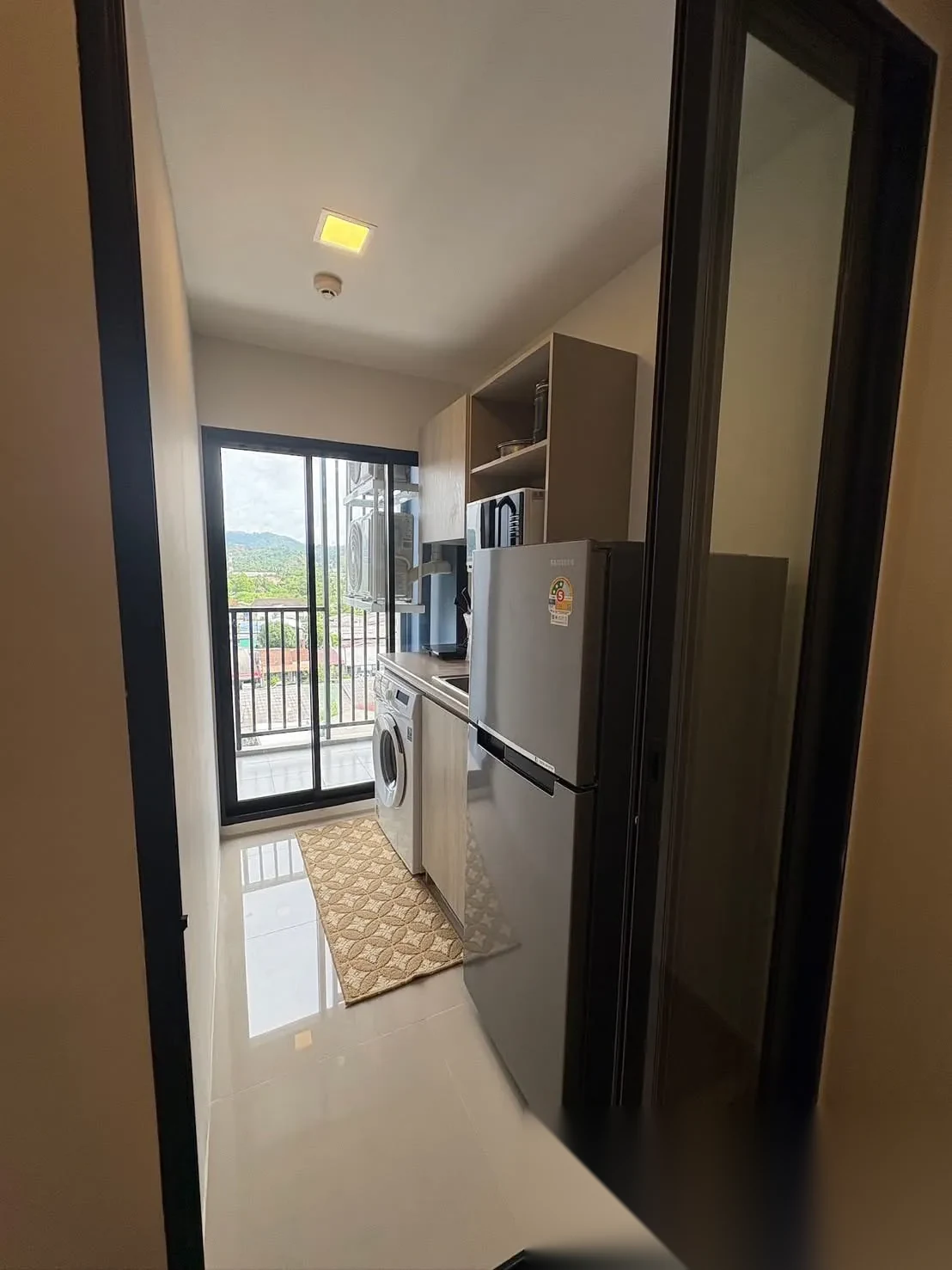 Апартаменты 1BR в ЖК Dcondo Reef Phuket · Кату · Выход к бассейну — фото 6