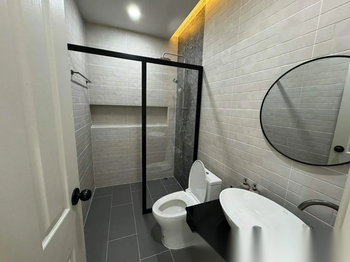 2 Bedroom House for rent at Modern Life Si Sunthon complex · Si Sunthon — photo 8