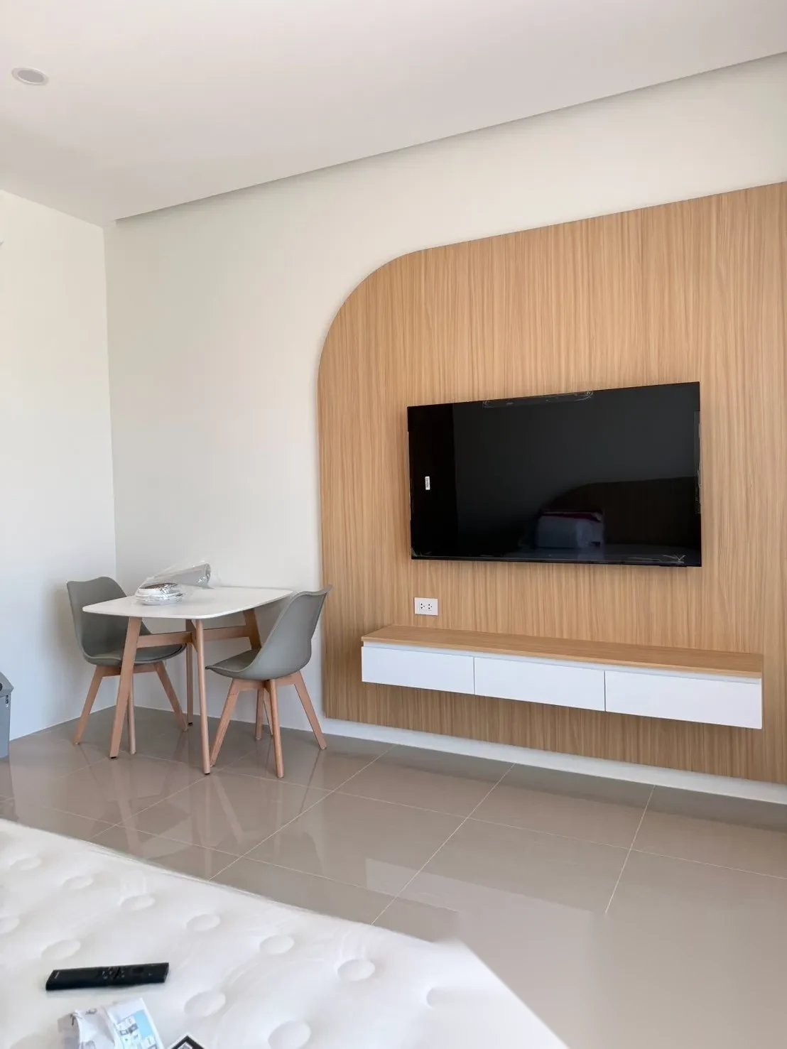 1 Bedroom Apartment for rent at U Studio complex · Si Sunthon — photo 5