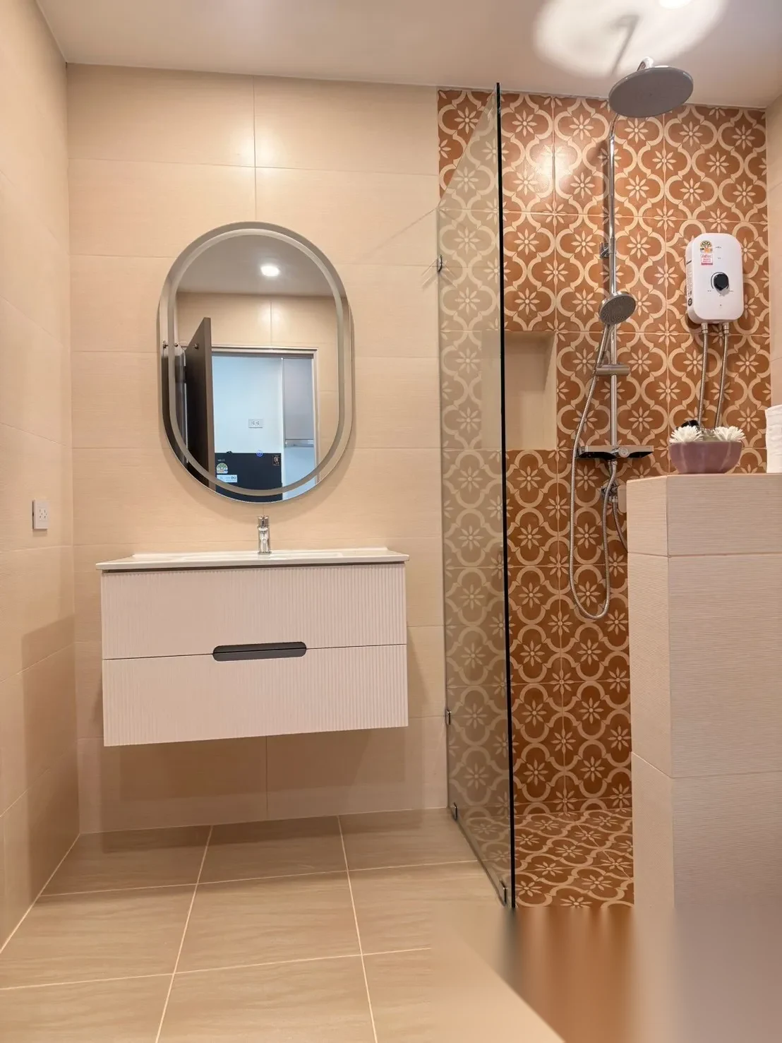 1 Bedroom Apartment for rent at U Studio complex · Si Sunthon — photo 8