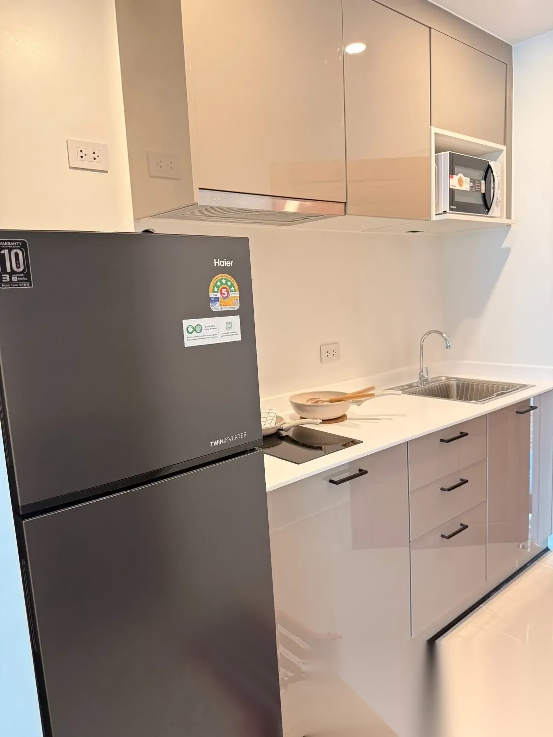 1 Bedroom Apartment for rent at U Studio complex · Si Sunthon — photo 11