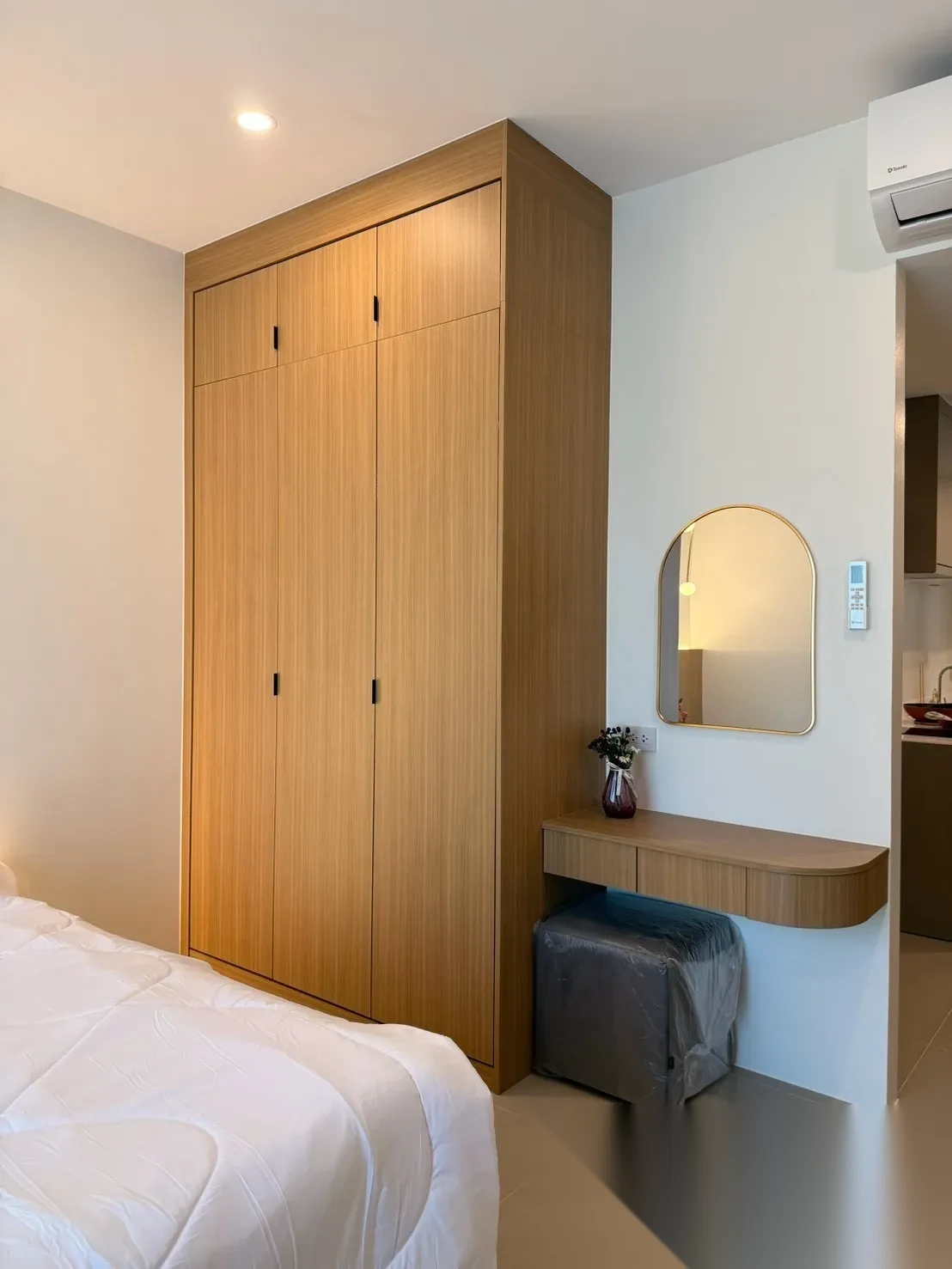 1 Bedroom Apartment for rent at U Studio complex · Si Sunthon — photo 8