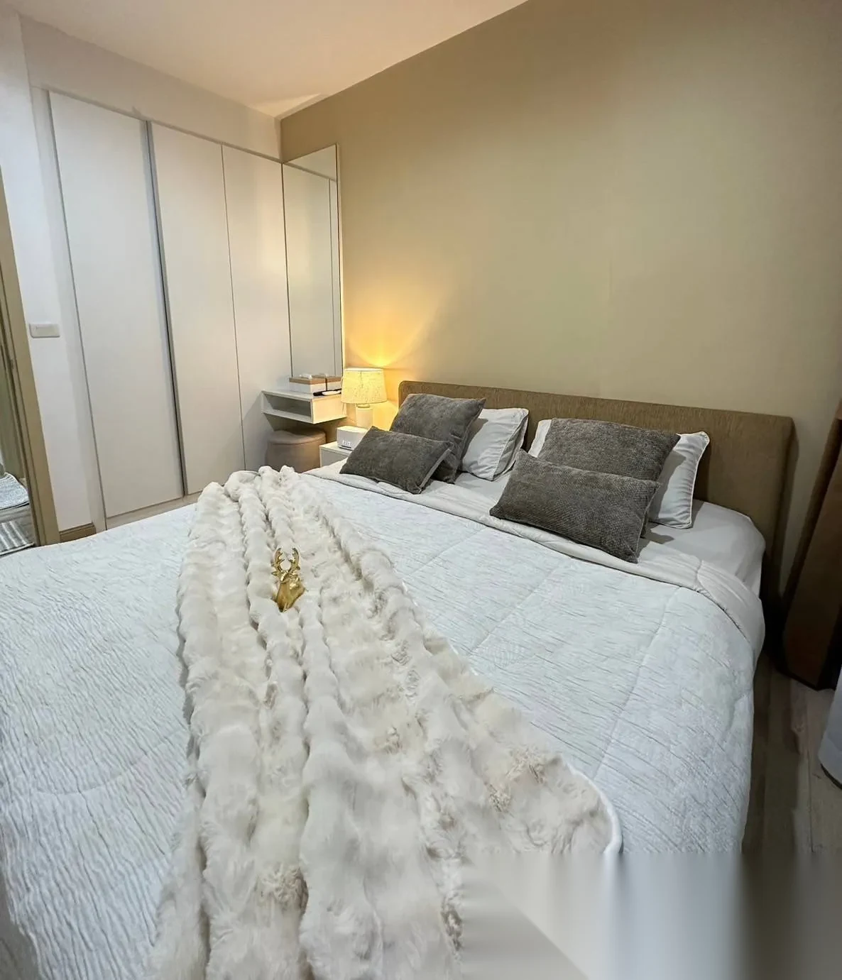 1 Bedroom Apartment for rent at The Base Uptown complex · Phuket Town · Pool View — photo 5