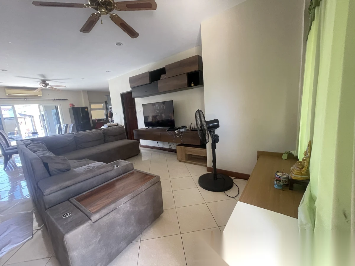 4 Bedroom Villa for rent at Patak Villa complex · Chalong · Pool Access — photo 2