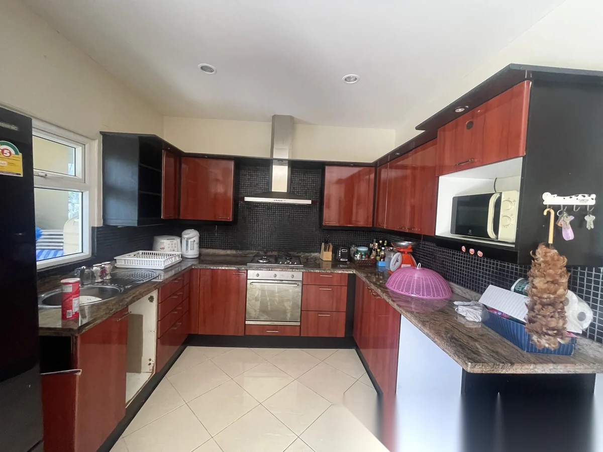 4 Bedroom Villa for rent at Patak Villa complex · Chalong · Pool Access — photo 10