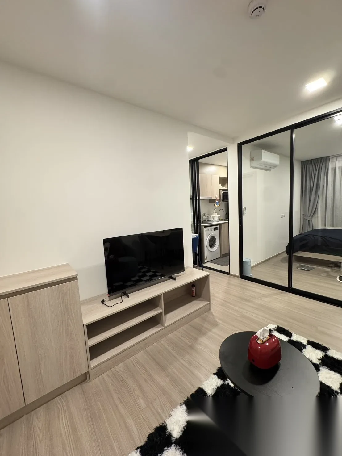 Апартаменты 1BR в ЖК THE BASE Bukit · Вичит · Вид в сад — фото 9