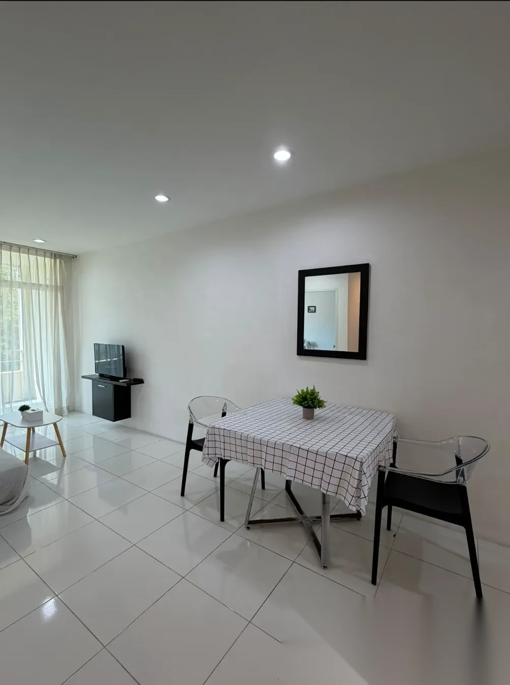1 Bedroom Apartment for rent at Living Residence Phuket complex · Wichit — photo 10