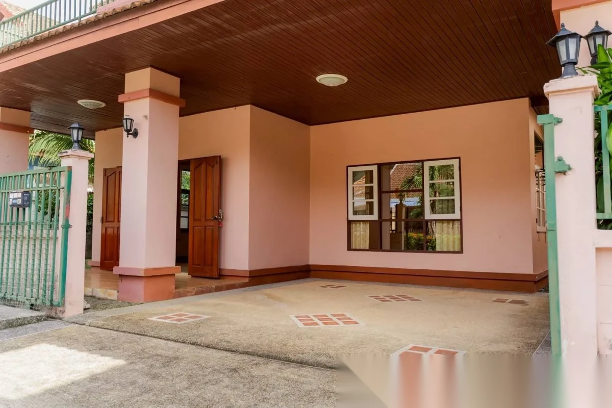 3 Bedroom House for rent at Phanason Park Ville complex · Kathu — photo 2