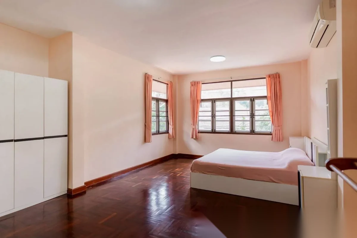 3 Bedroom House for rent at Phanason Park Ville complex · Kathu — photo 8