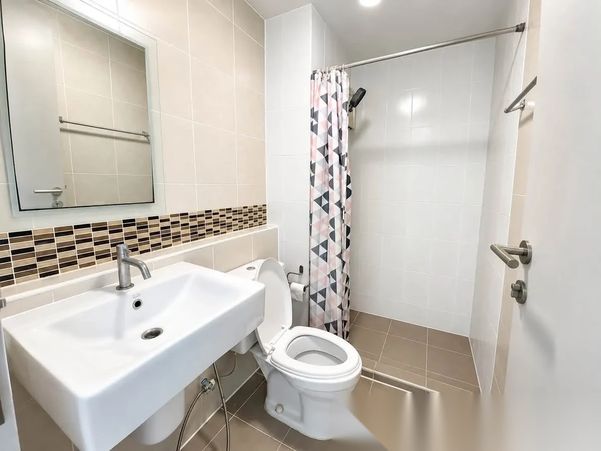 1 Bedroom Apartment for sale at D Condo Creek complex · Kathu · Pool View — photo 7
