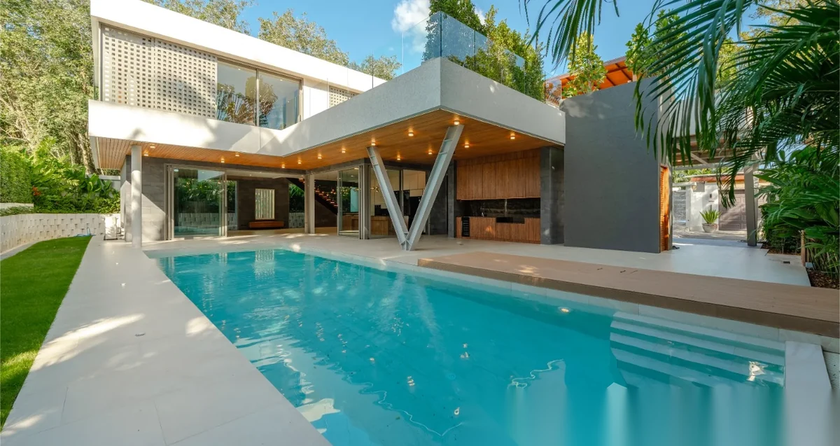 4 Bedroom Villa for sale at Tanode Villas 2 complex · Choeng Thale · Garden View