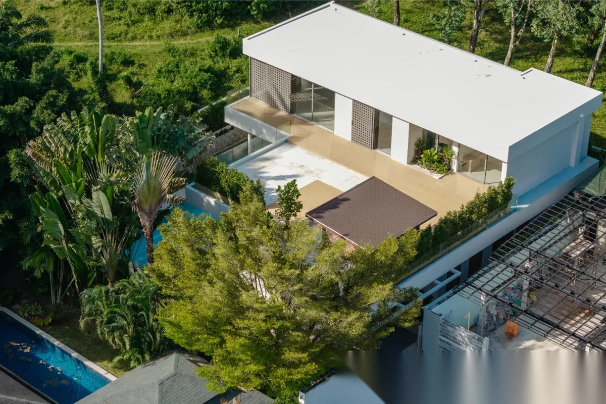 4 Bedroom Villa for sale at Tanode Villas 2 complex · Choeng Thale · Garden View — photo 10